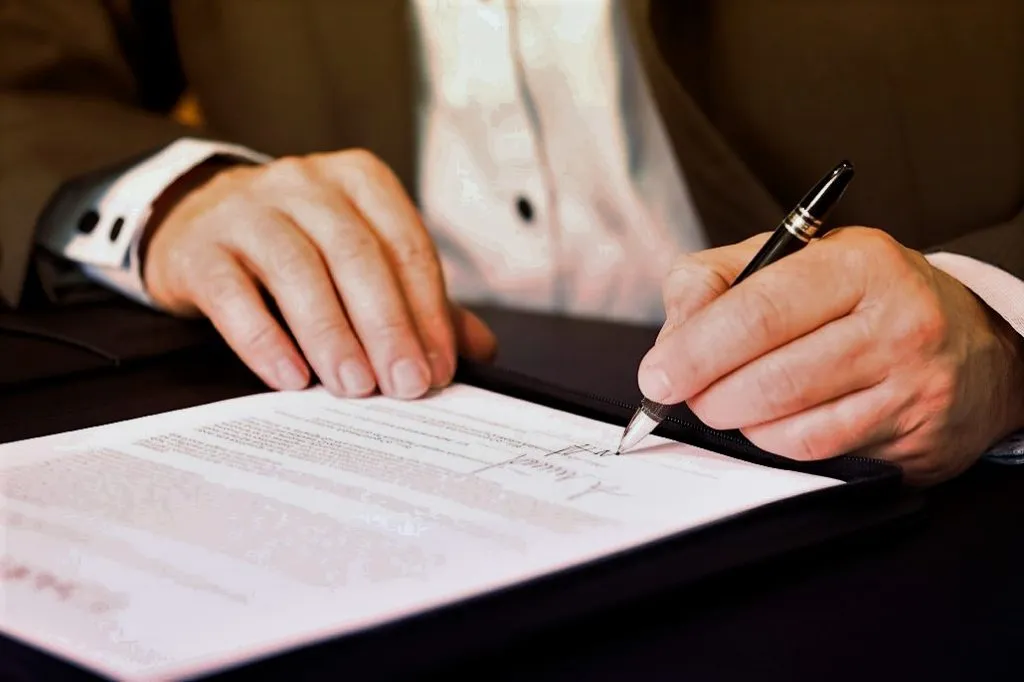 Arizona Commercial Litigation Lawyers